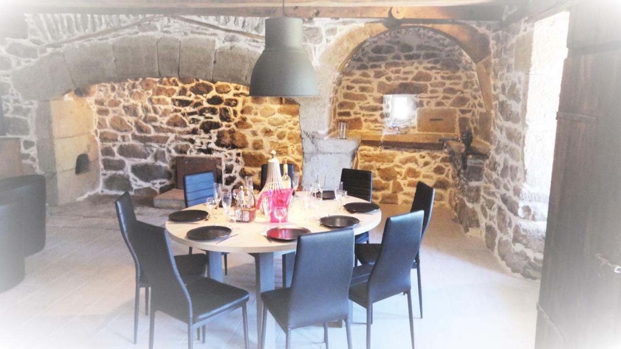 Vila Gite Cantauvergne Vebret Exteriér fotografie